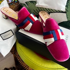Gucci pink velvet Sylvie mules with embellished heel  size 41